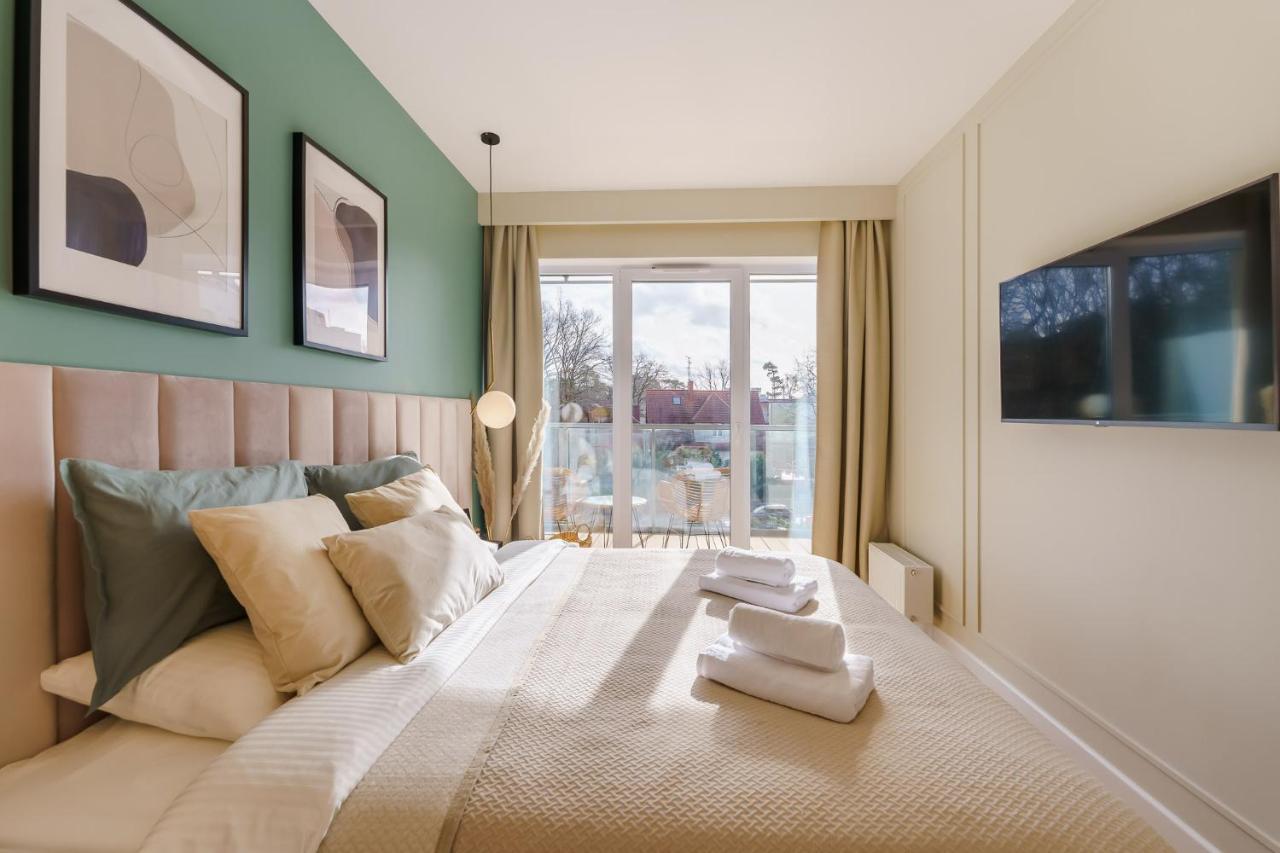 Sunnyway Apartment 尤斯托尼莫斯基 外观 照片