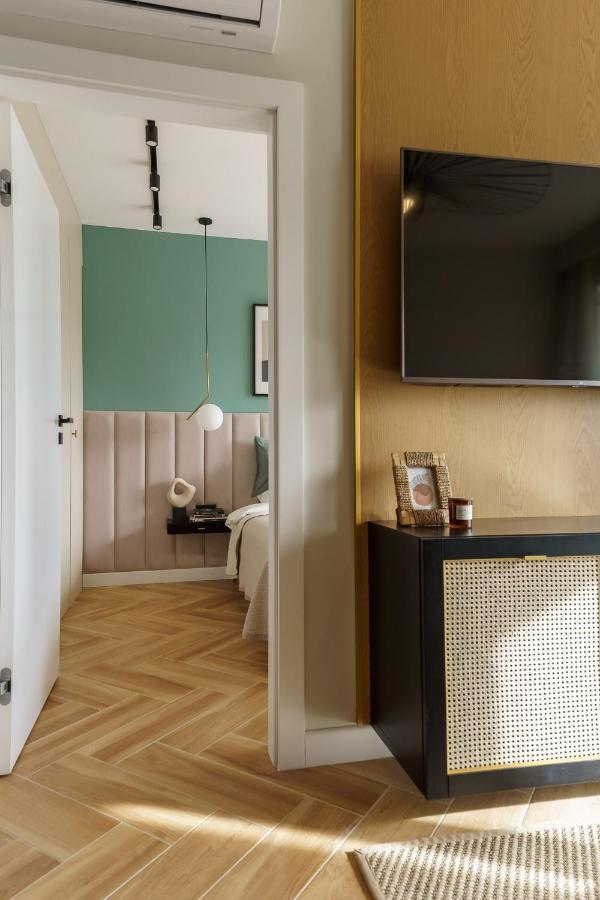 Sunnyway Apartment 尤斯托尼莫斯基 外观 照片